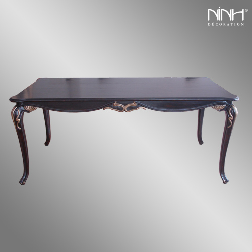 Black diining table